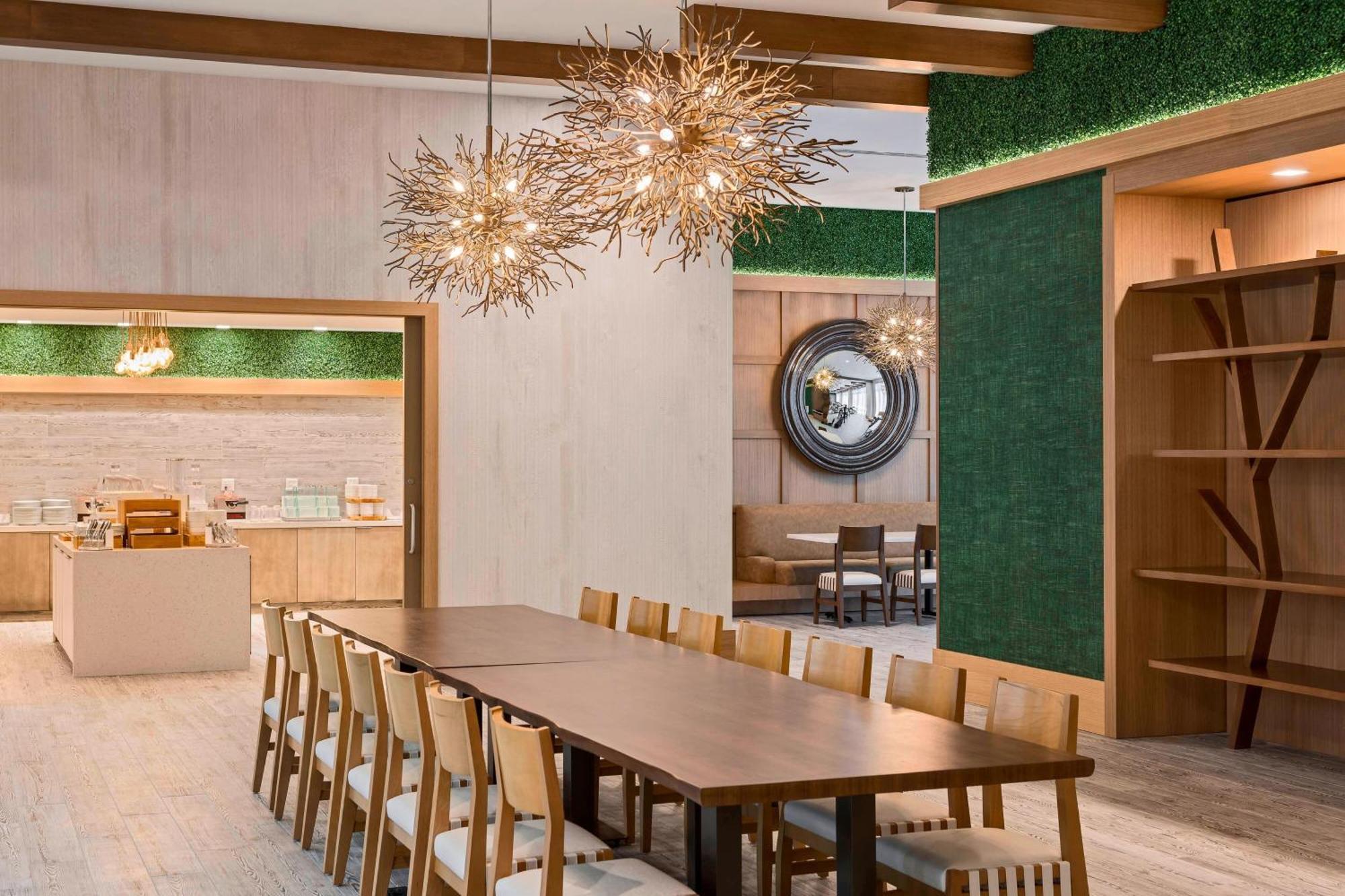 Springhill Suites By Marriott Greenville Downtown Exteriör bild